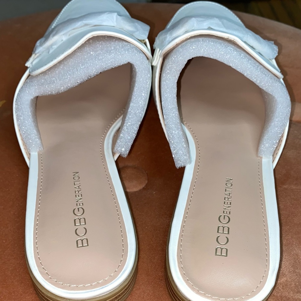 BCBGeneration zorie loafer size 10M/41 bright white - Picture 5 of 16
